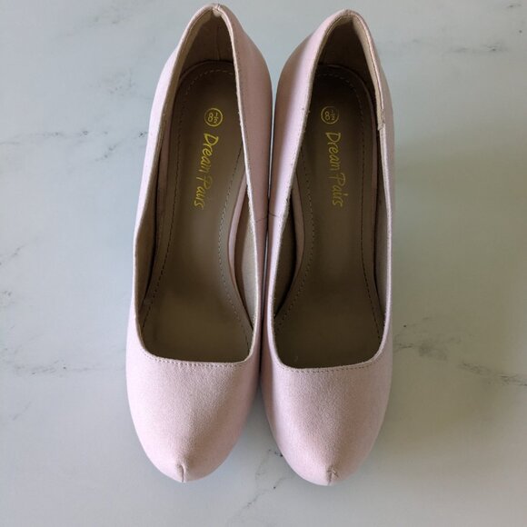 Pink suede pumps - Picture 2 of 4